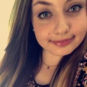 Meet your Posher, Courtney